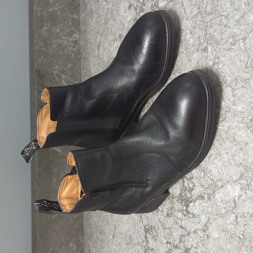 Xena Safety Steel Toed leather Chelsea work boot women’s 7.5 W